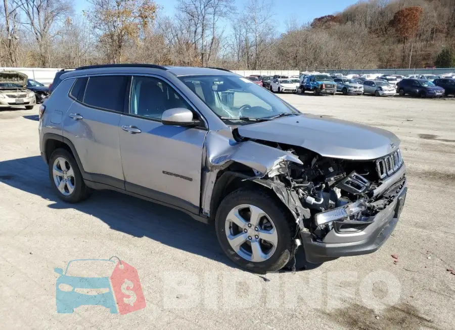 3C4NJDBB8LT116126 Photo# 4