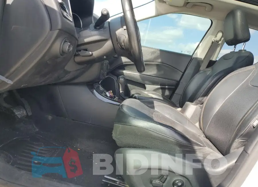 3C4NJDCB2HT681543 Photo# 7