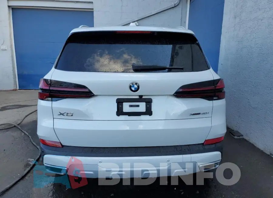 5UX23EU08R9V29422 Photo# 6