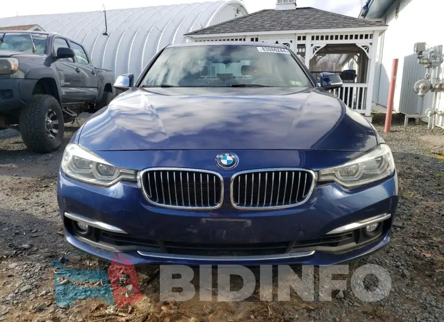WBA8E3G55GNT75013 Photo# 5