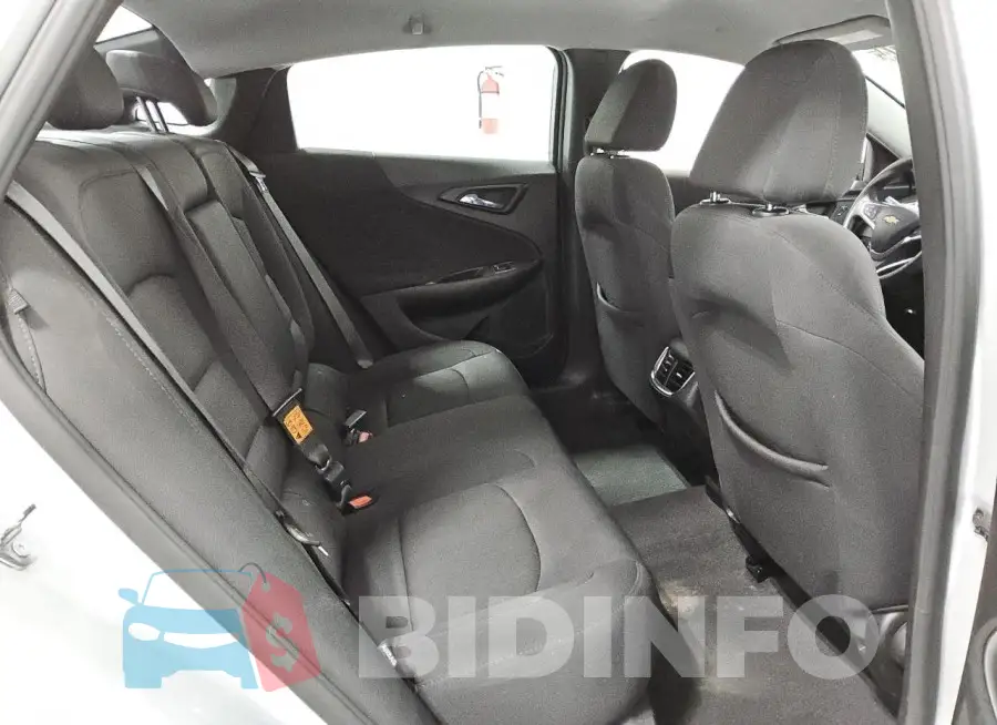1G1ZD5ST2NF174245 Photo# 10
