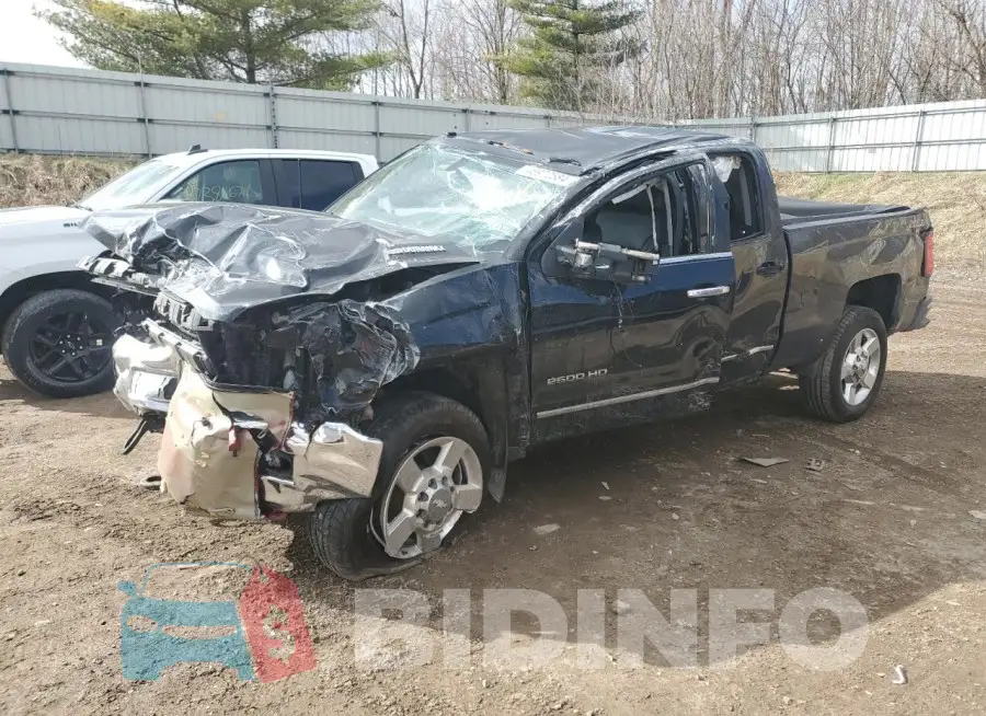 1GC2KWE85GZ104784 Photo# 1