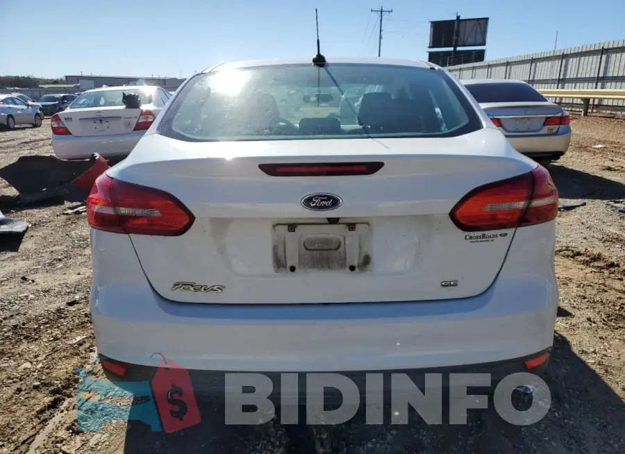 1FADP3F2XHL275477 Photo# 6