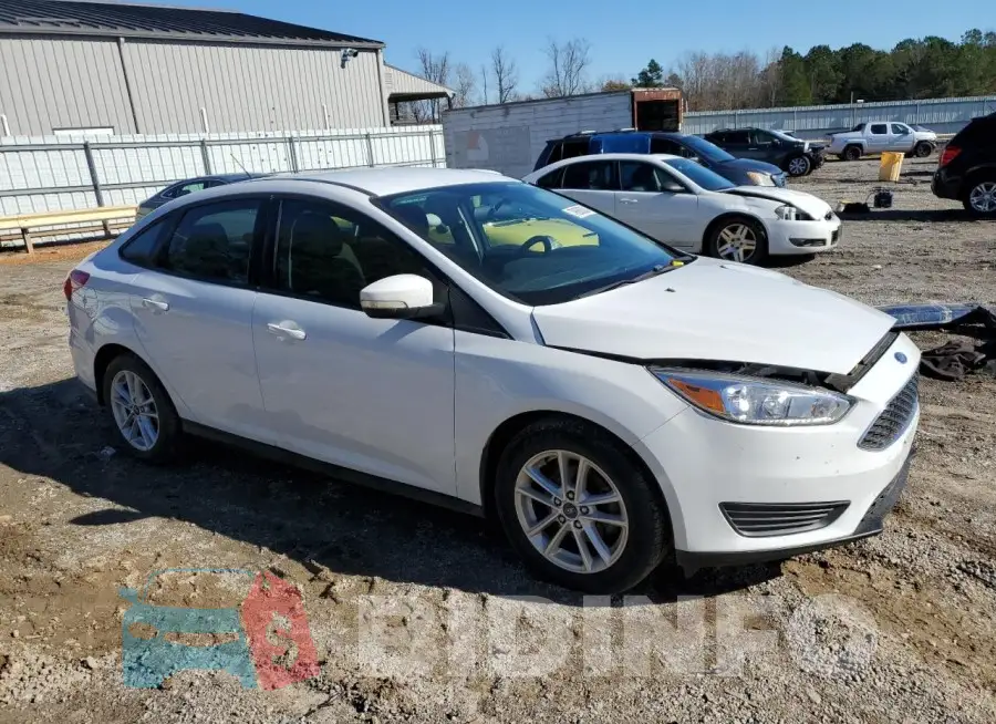 1FADP3F2XHL275477 Photo# 4