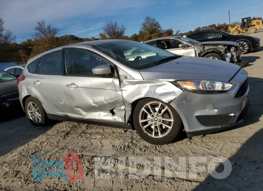 1FADP3K21JL234747 Photo# 4