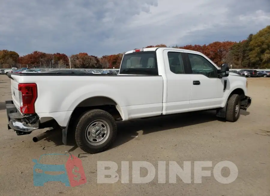 1FT7X2A60HEF21937 Photo# 3