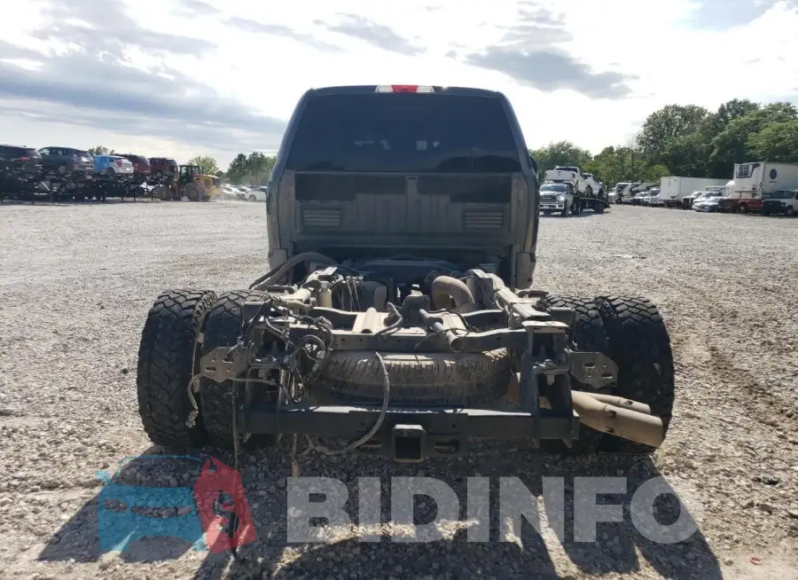 1FT8W3DT5HED66834 Photo# 6