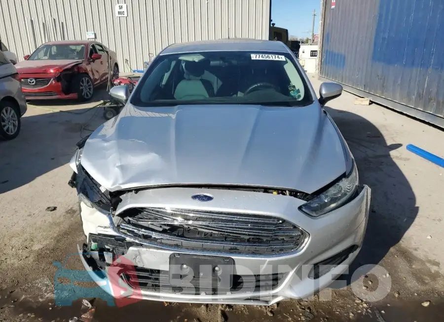 3FA6P0G72GR352019 Photo# 5