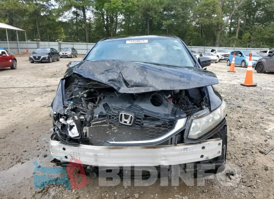 19XFB2F77FE010884 Photo# 5