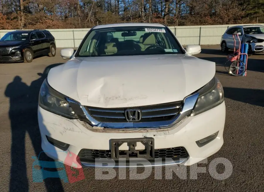 1HGCR2F79FA170431 Photo# 5