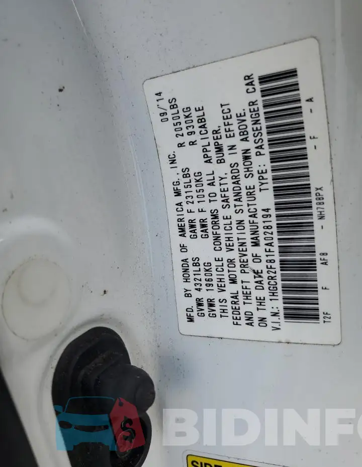 1HGCR2F81FA028194 Photo# 12