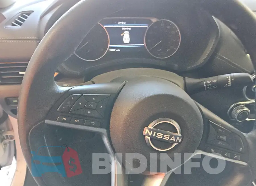 3N1AB8CV3RY213583 Photo# 9