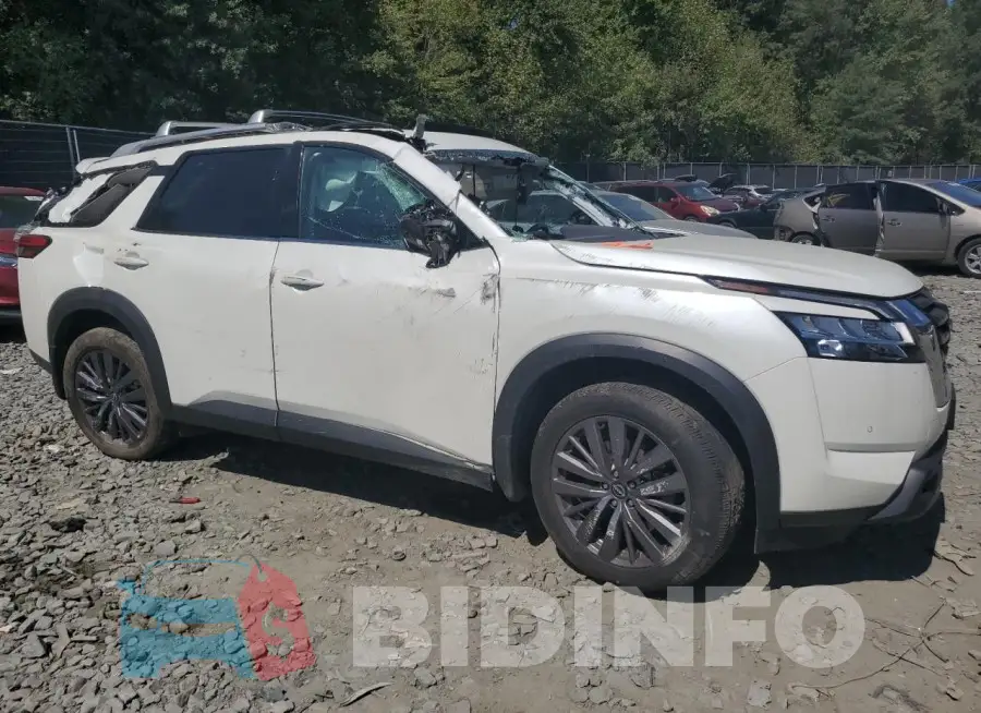 5N1DR3CDXPC269845 Photo# 4