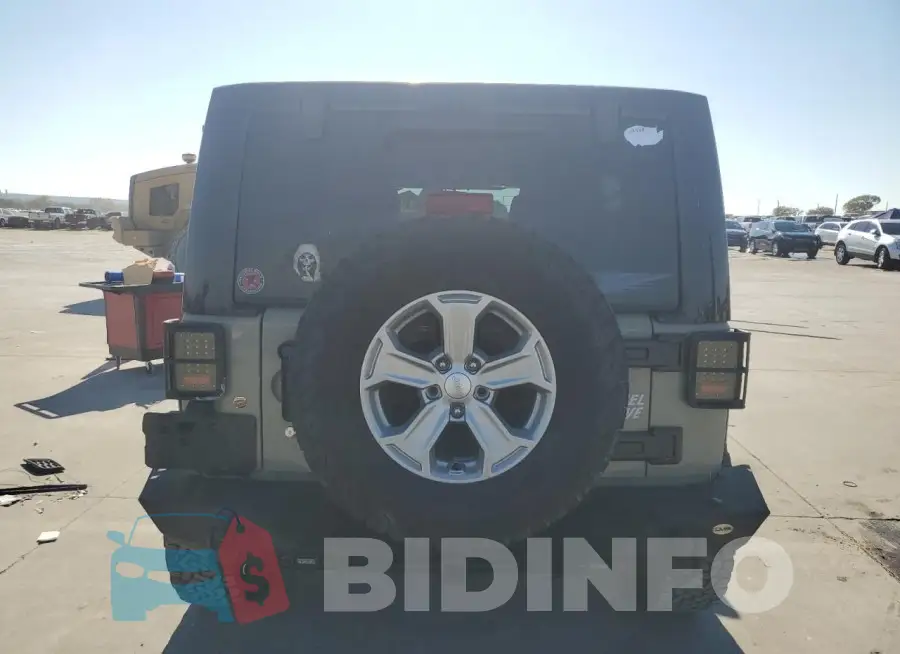 1C4BJWEG4HL625011 Photo# 6