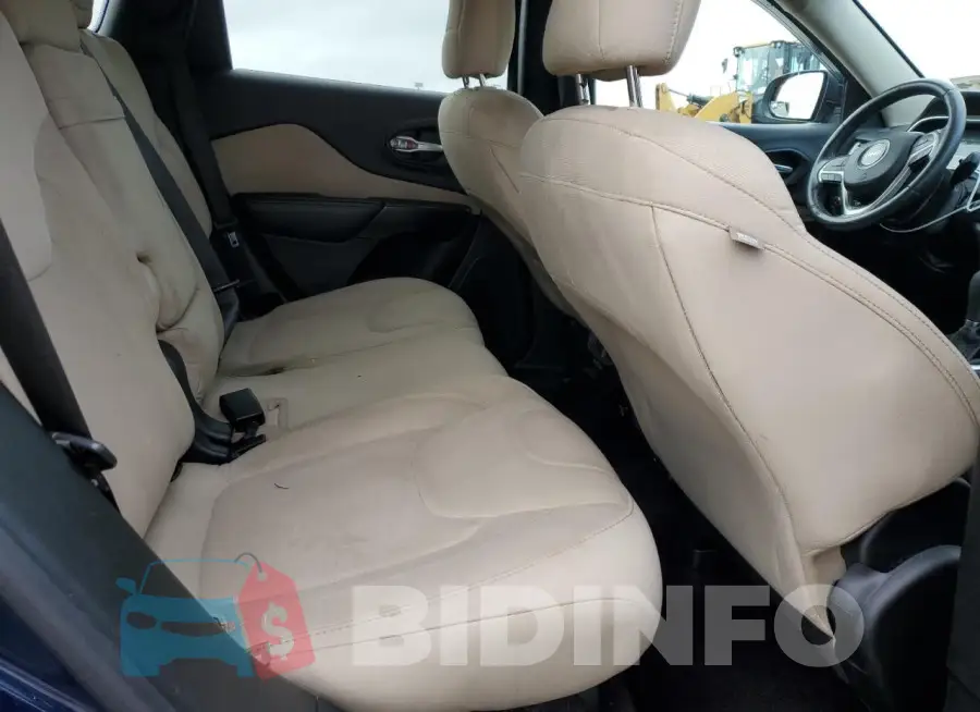 1C4PJLCB6GW208286 Photo# 11
