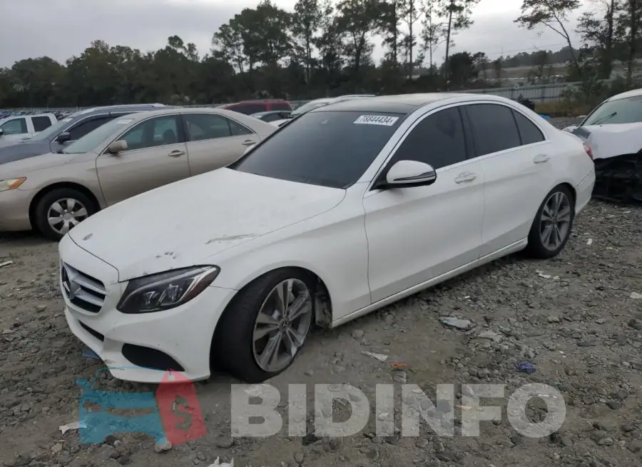 55SWF4JB9JU277814 Photo# 1