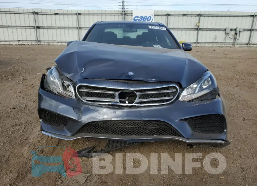WDDHF8JB3FB118286 Photo# 5
