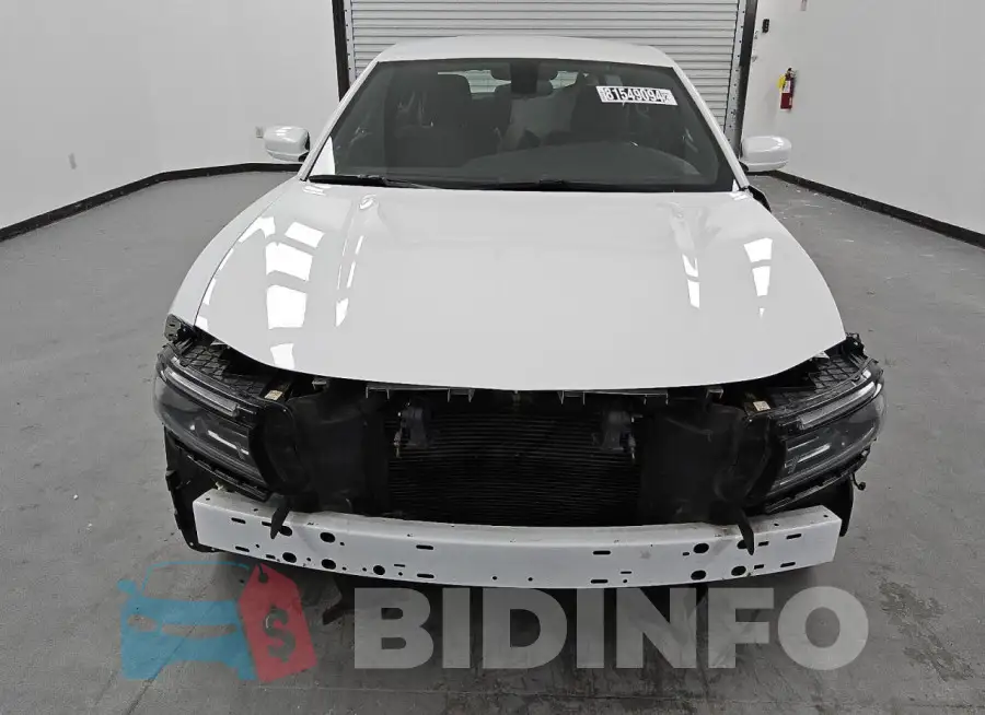 2C3CDXBGXNH140908 Photo# 5