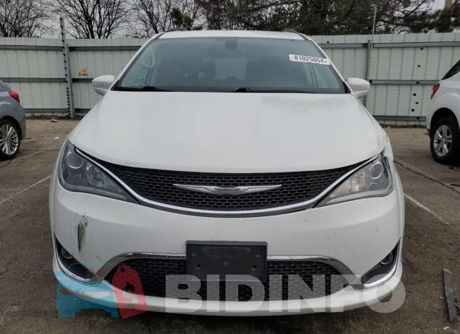 2C4RC1BG6HR527556 Photo# 5