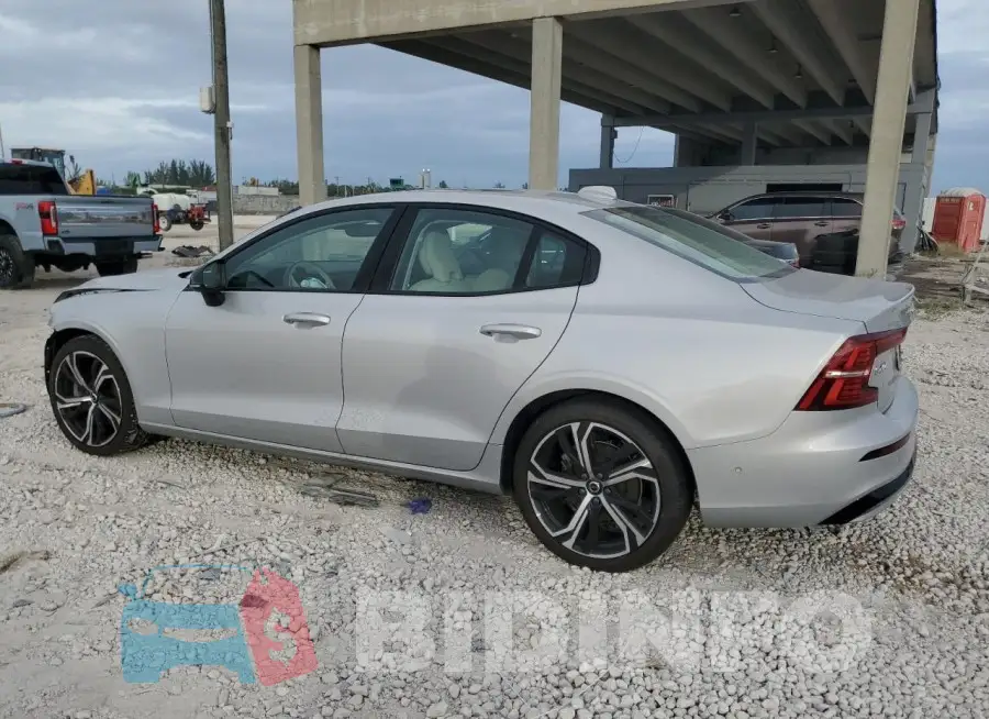 7JRL12TM7RG291333 Photo# 2