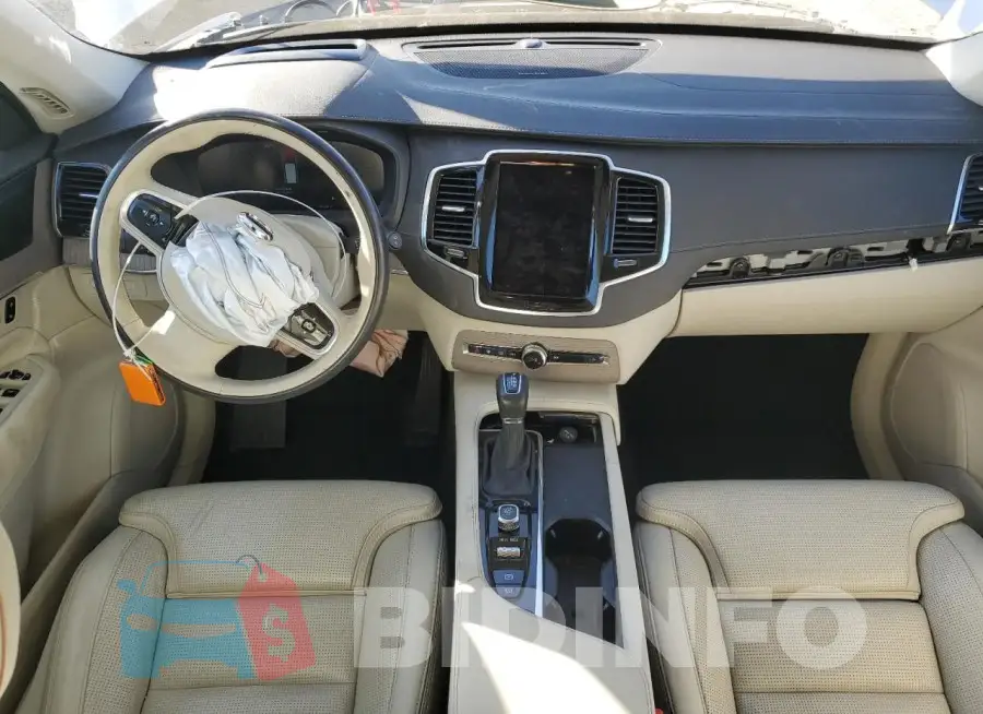 YV4A22PL9M1761553 Photo# 8