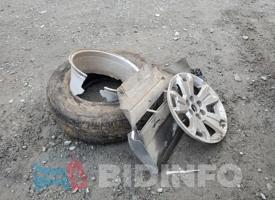 1GCGTCEN1M1125844 Photo# 12