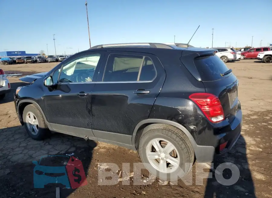 3GNCJLSB6JL212018 Photo# 2
