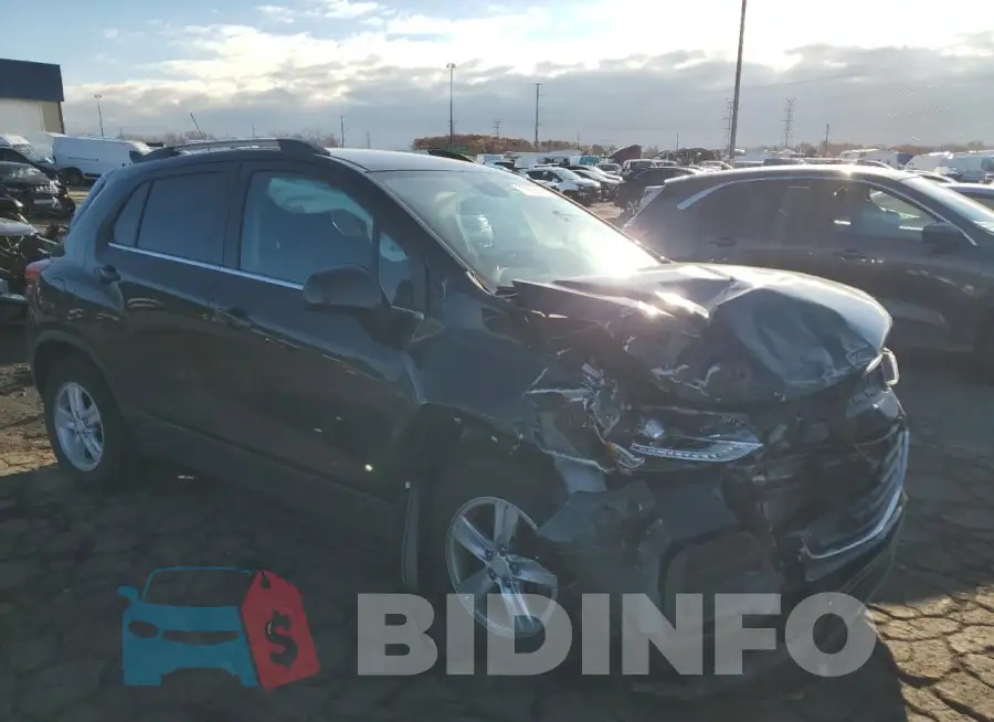 3GNCJLSB6JL212018 Photo# 4
