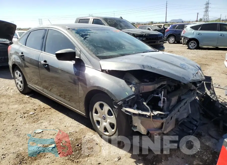 1FADP3E23GL362802 Photo# 4