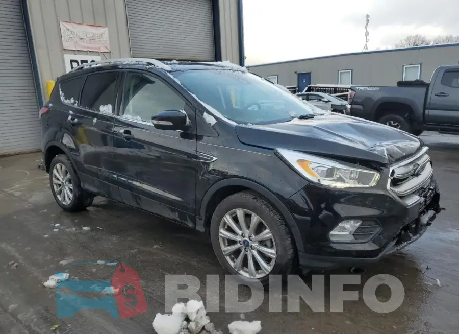 1FMCU9J91HUE20384 Photo# 4
