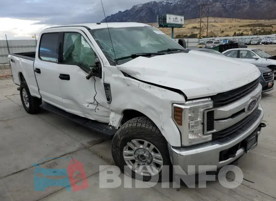1FT7W2B63JEB72716 Photo# 4
