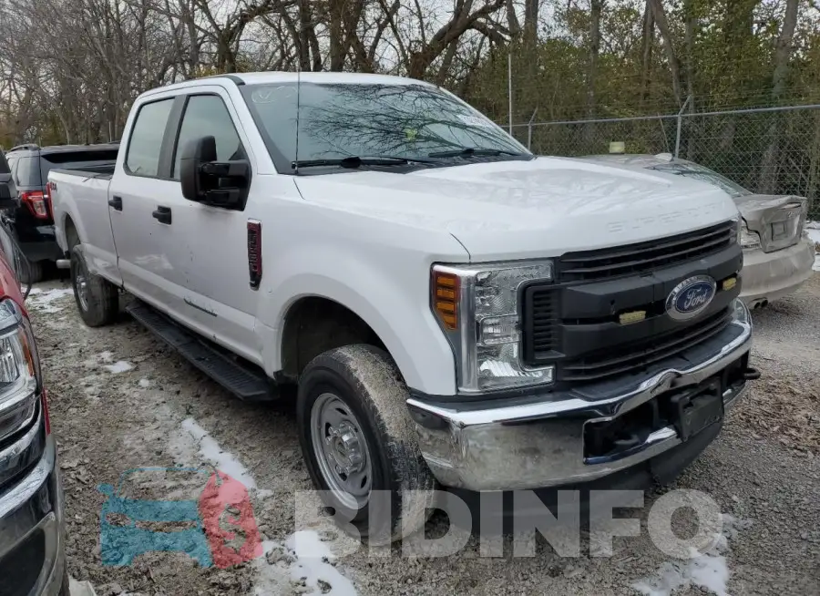 1FT7W2B67JED06353 Photo# 4