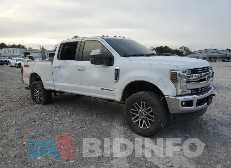 1FT7W2BT2JEB47330 Photo# 4