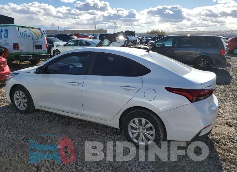 3KPC24A64LE096437 Photo# 2