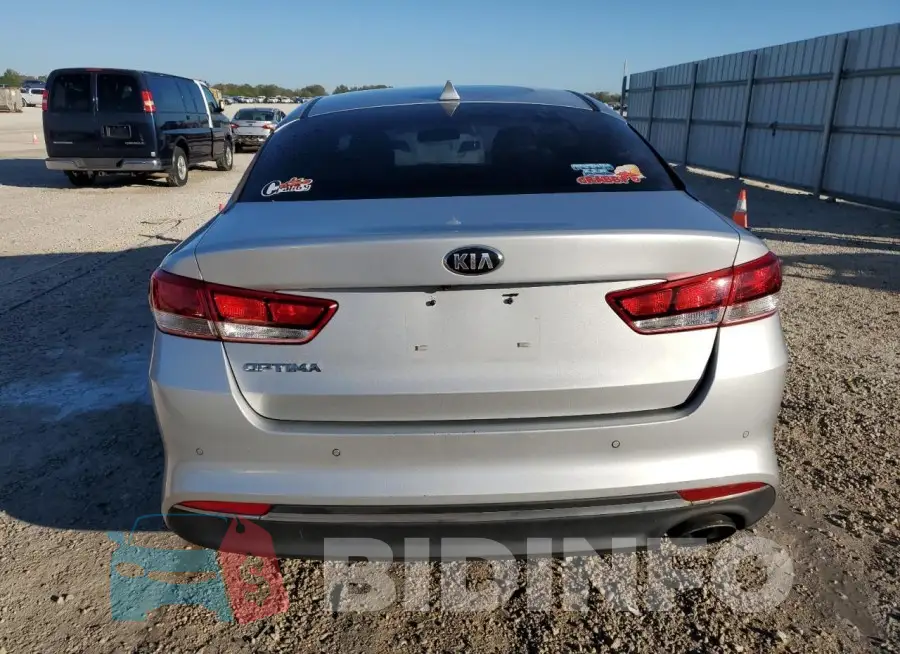5XXGT4L30JG260210 Photo# 6