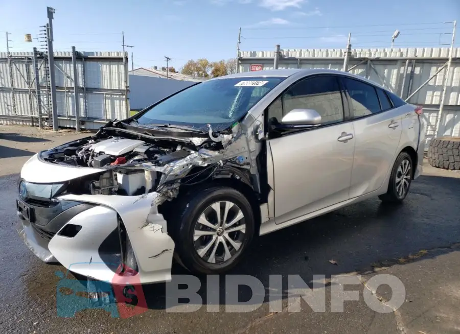 JTDKAMFP7M3180180 Photo# 1