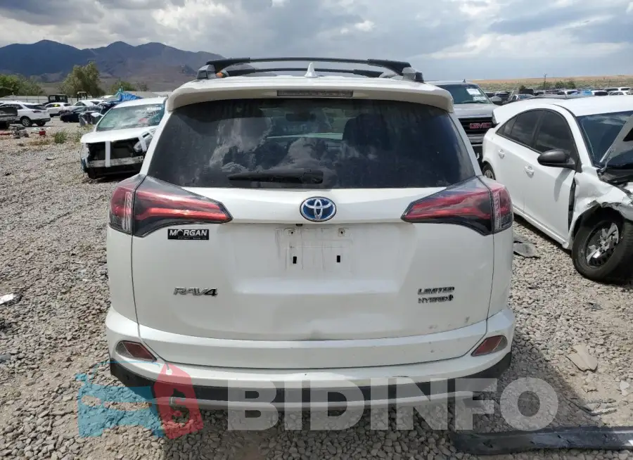 JTMDJREV4HD138409 Photo# 6