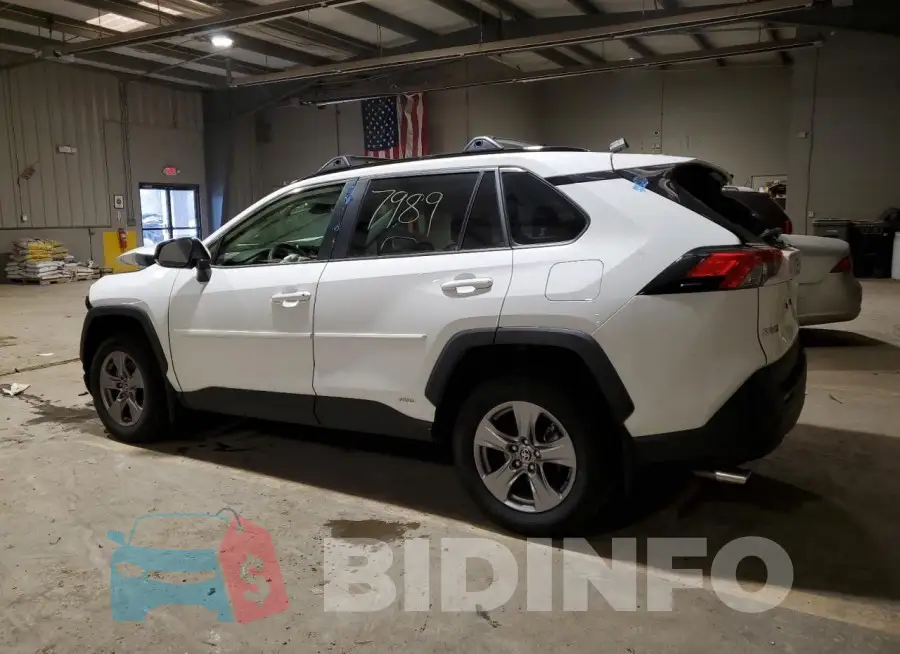 JTMRWRFV4PD207989 Photo# 2