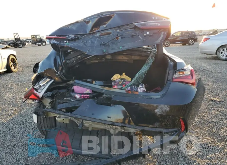 19UDE2F82KA015710 Photo# 6
