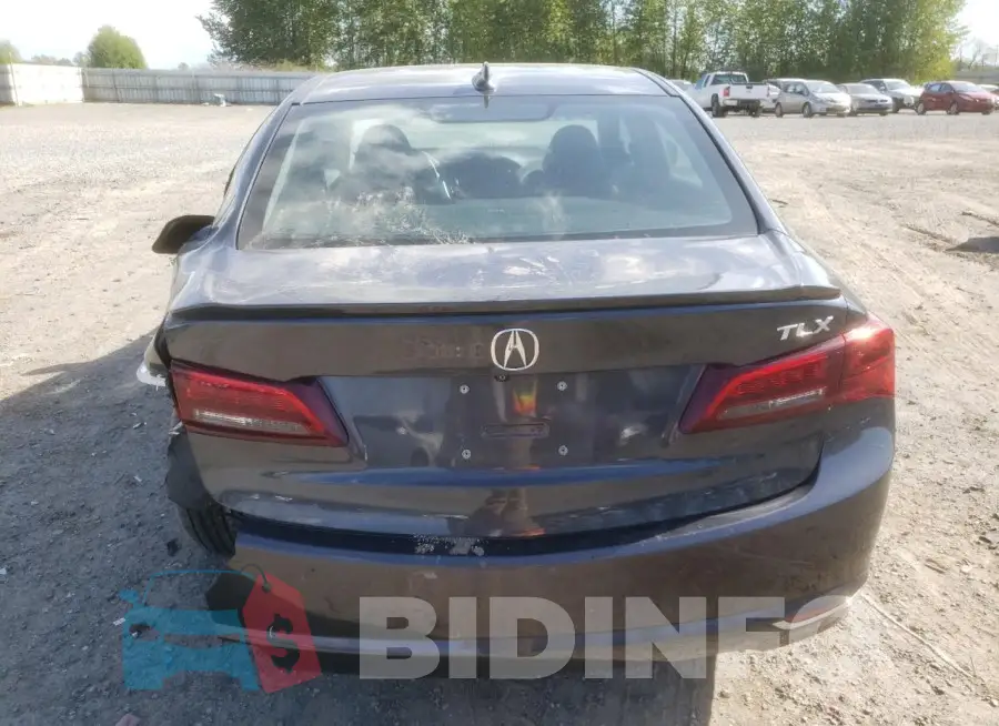 19UUB2F54FA013235 Photo# 6