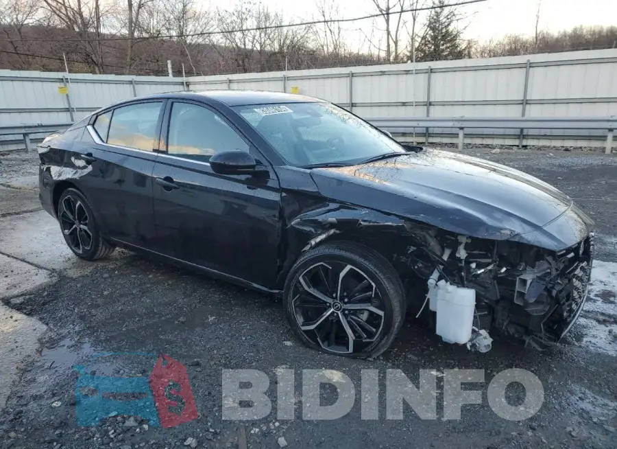 1N4BL4CV6PN420525 Photo# 4