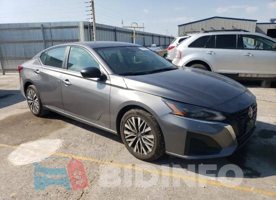 1N4BL4DV6RN320300 Photo# 4