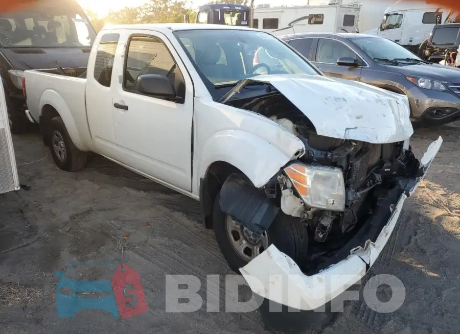 1N6BD0CT0JN728387 Photo# 4