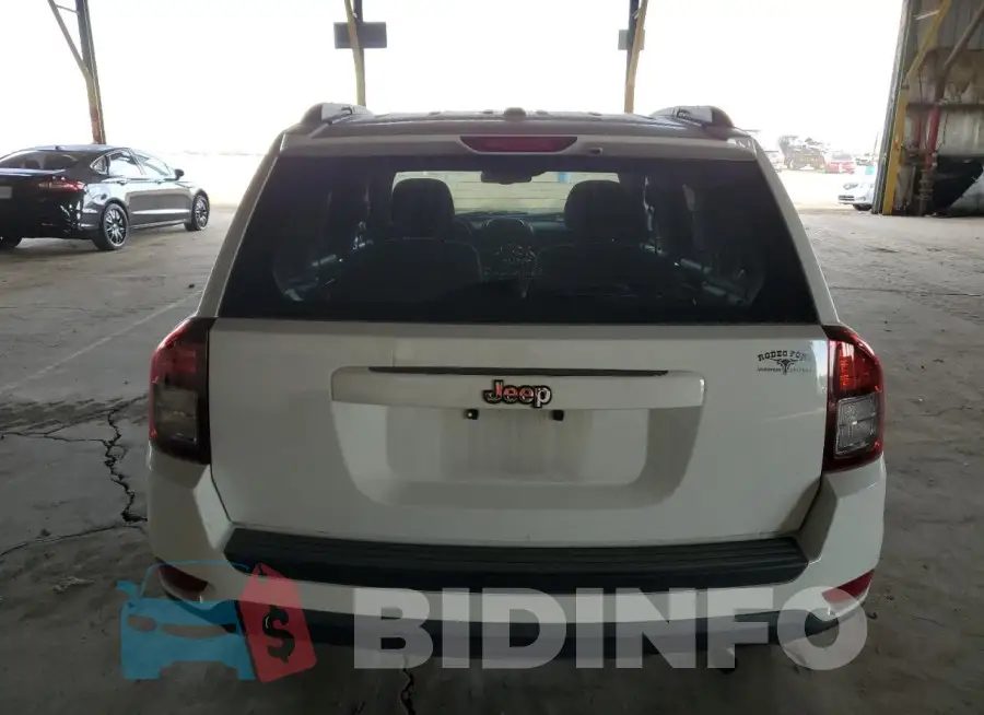 1C4NJCBA2GD553617 Photo# 6