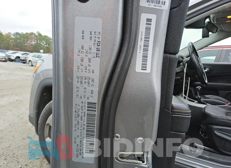 3C4NJDBB4LT148944 Photo# 13