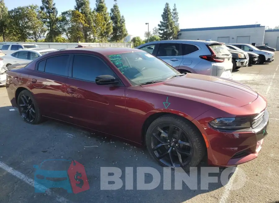 2C3CDXBG3PH584022 Photo# 4