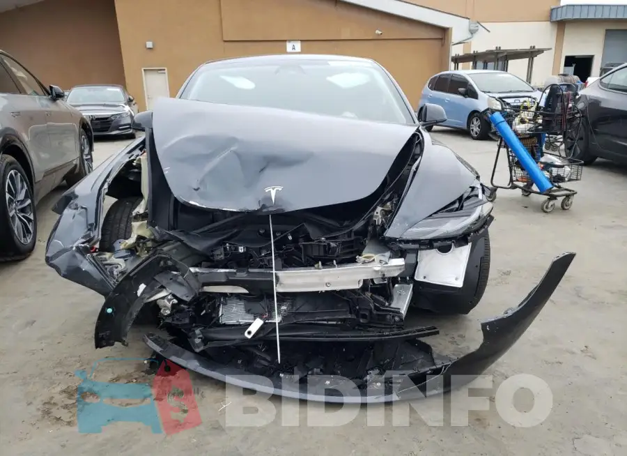 5YJ3E1EB7RF740562 Photo# 5