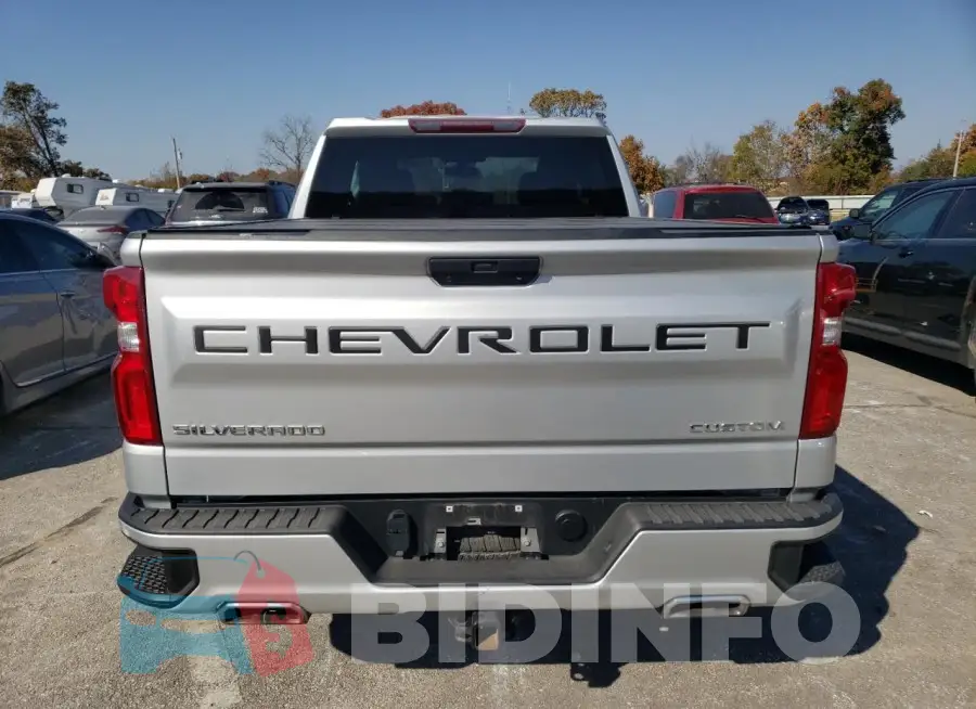 1GCRYBEF2KZ281726 Photo# 6