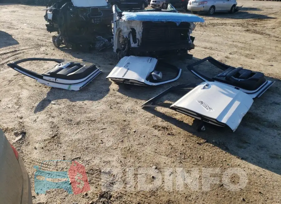 1GNSKFKD5PR415107 Photo# 13