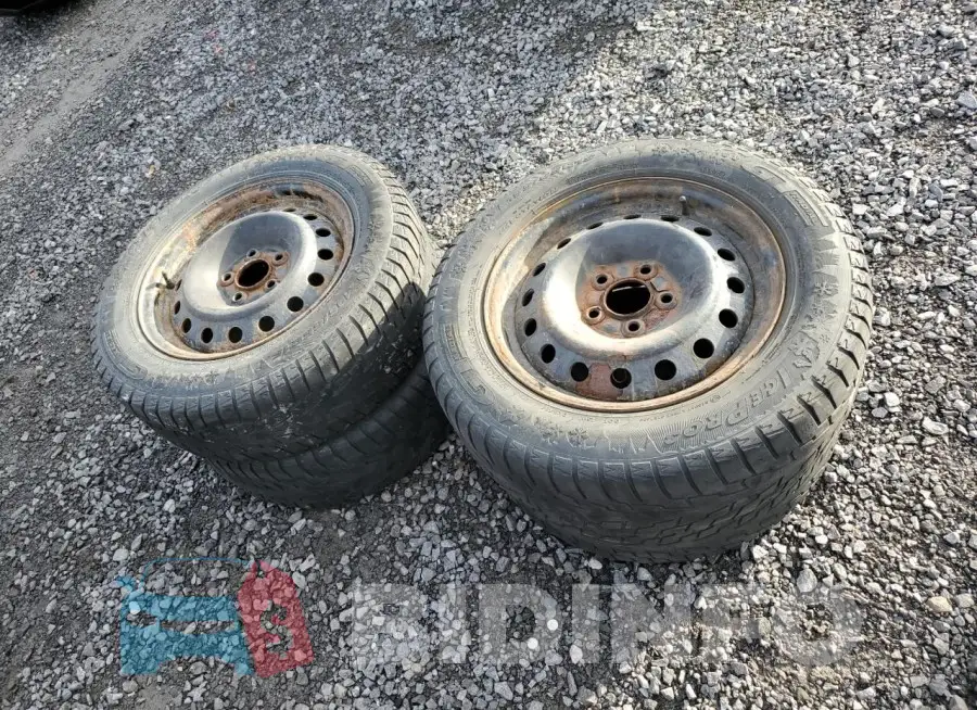 1FADP3F21GL316612 Photo# 12